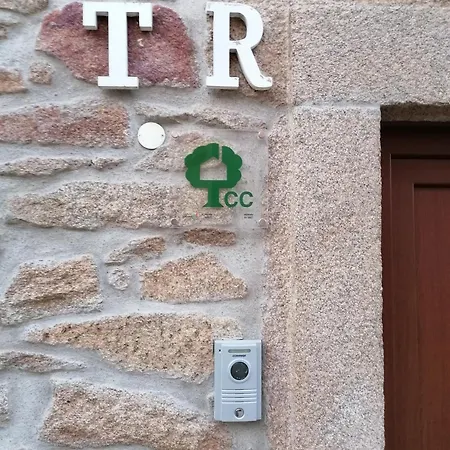 Casa De L' Eigreija Vila de Ala